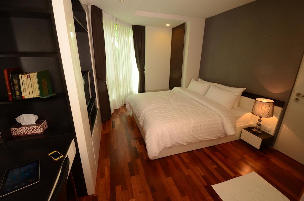 Beverly 33 By Aspira Bangkok Exterior photo