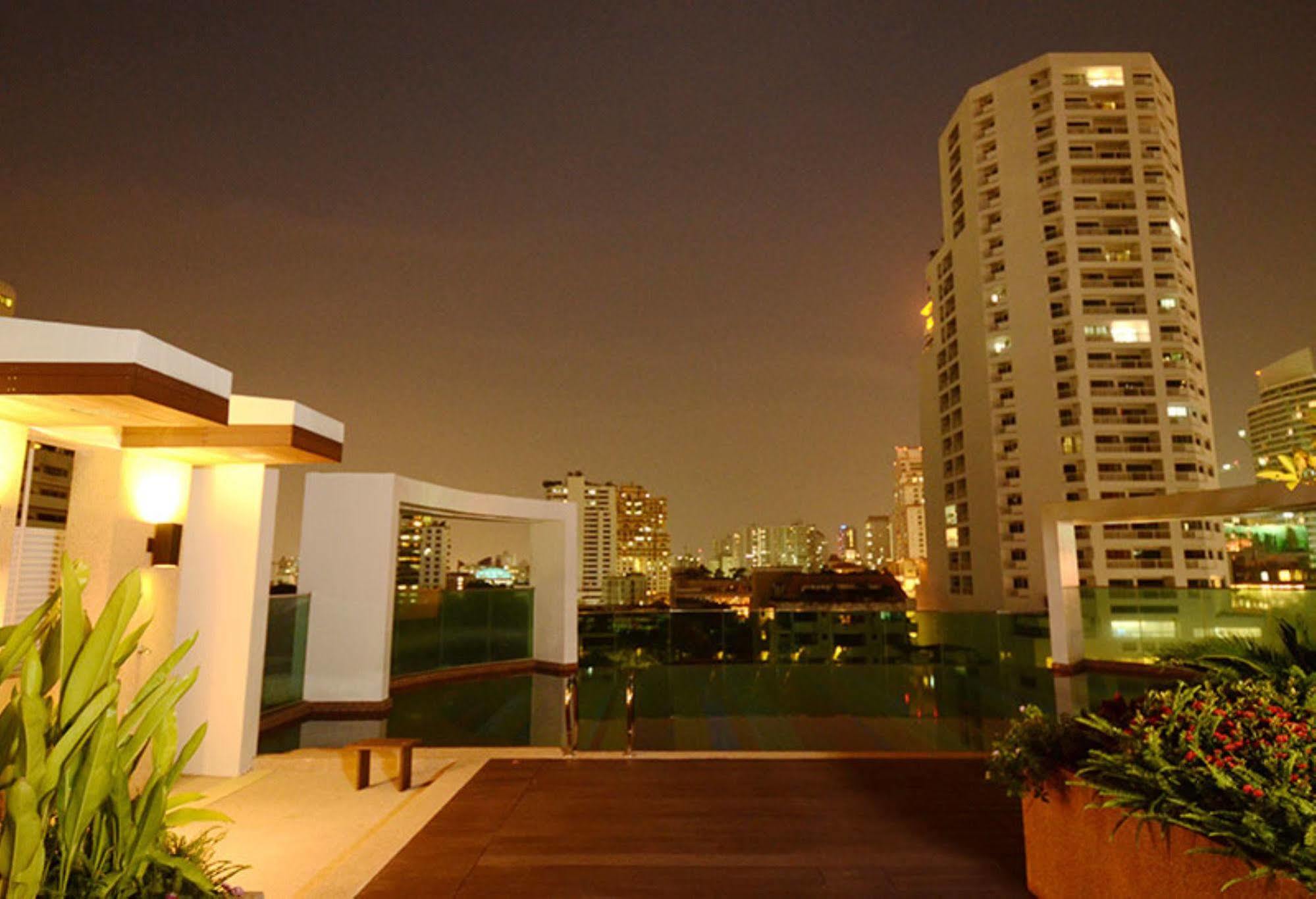 Beverly 33 By Aspira Bangkok Exterior photo